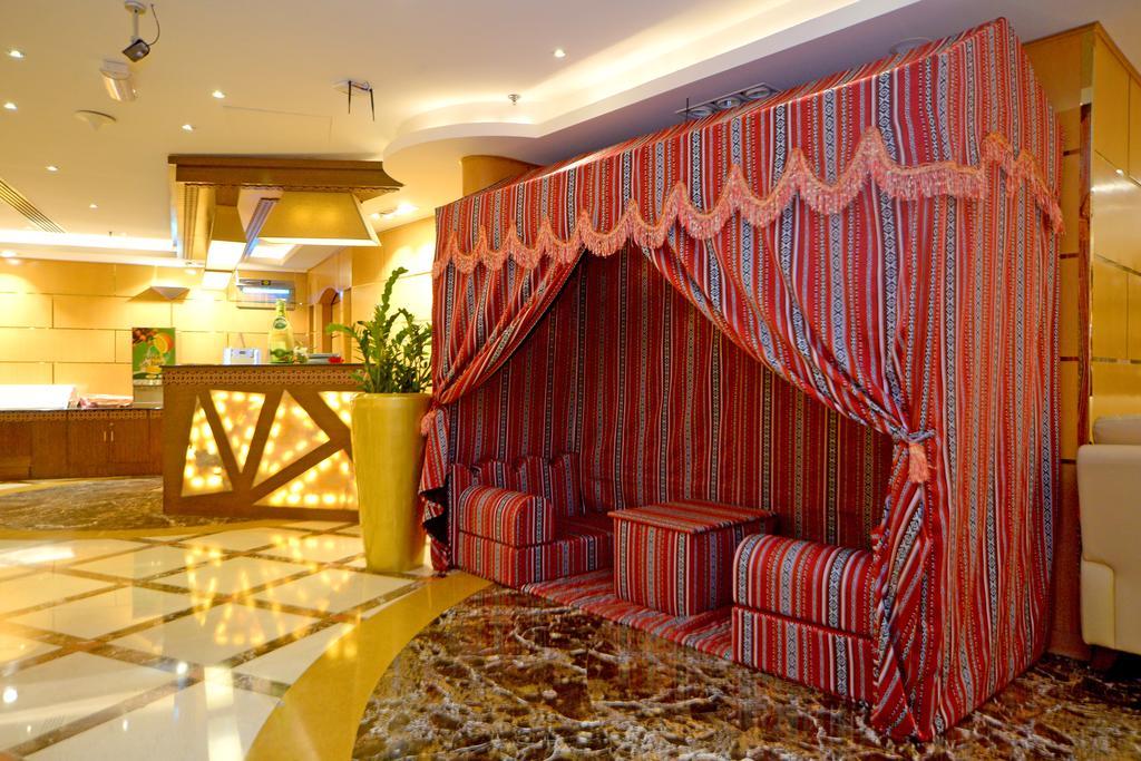 Emirates Stars Hotel Apartments Dubai Exterior photo